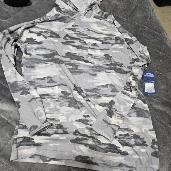 HUK Waypoint Pattern Hoodie, Performance Fishing Shirt for Men - SMALL - Picture 3 of 6